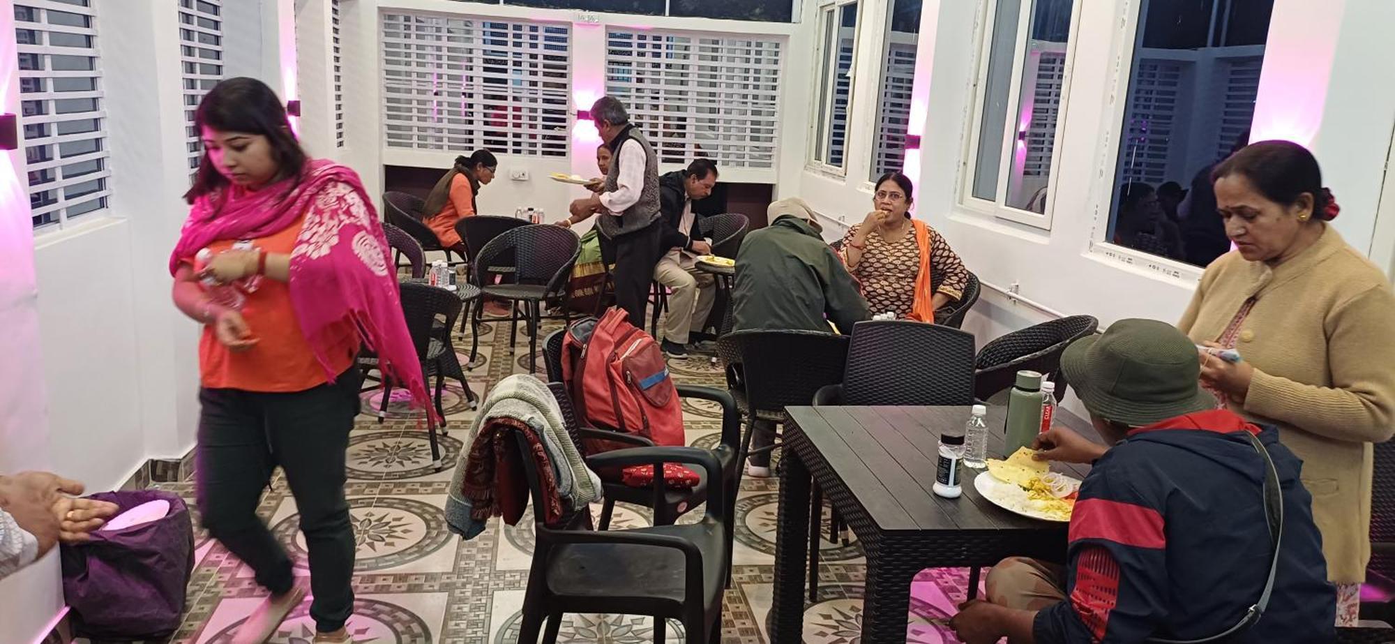 Baba Paying Guest House Varanasi Bagian luar foto