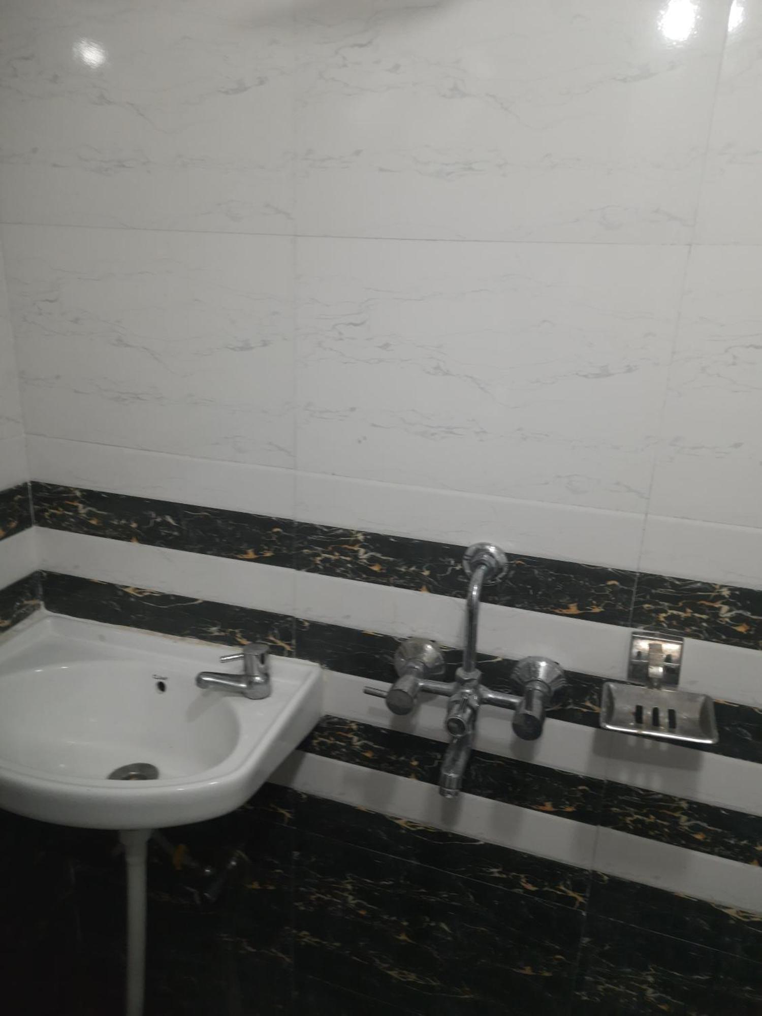 Baba Paying Guest House Varanasi Bagian luar foto